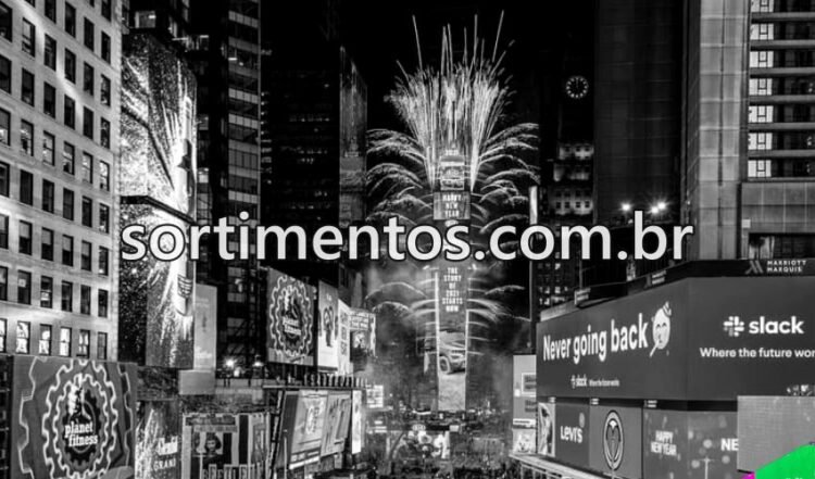 Times Square New Year's Eve 2022 - sortimentos.com
