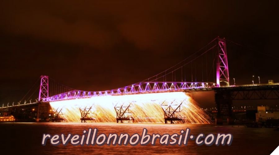 Florianópolis Réveillon 2023 : shows na Beira-Mar Norte, queima de fogos sem estampido e cascata na Ponte Hercílio Luz