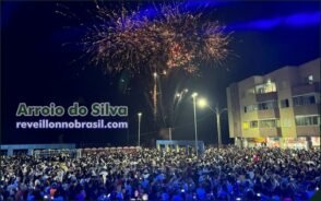 Balneário Arroio do Silva Réveillon 2025 em Santa Catarina : shows e queima de fogos na virada de ano