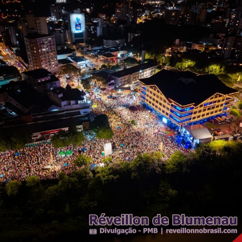 Blumenau Réveillon 2026 : show da virada terá Turma do Pagode e espetáculo de fogos de artifícios