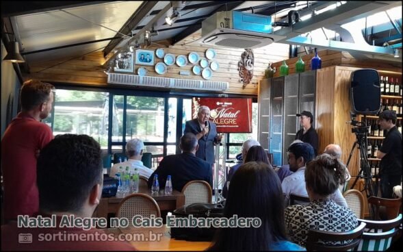 Natal Alegre no Cais Embarcadero em Porto Alegre - reveillonnobrasil.com