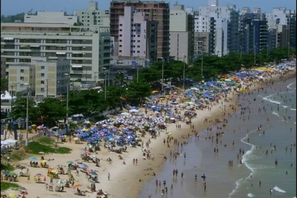 Guarapari Réveillon 2026 na Praia do Morro - Sortimento Réveillon no Brasil